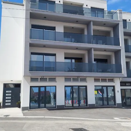 Comfort Lovely Apartment Diva 2, Ciovo, Okrug Trogir Exterior photo