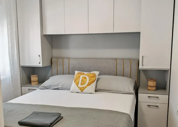 Comfort Lovely Apartment Diva 2, Ciovo, Okrug
